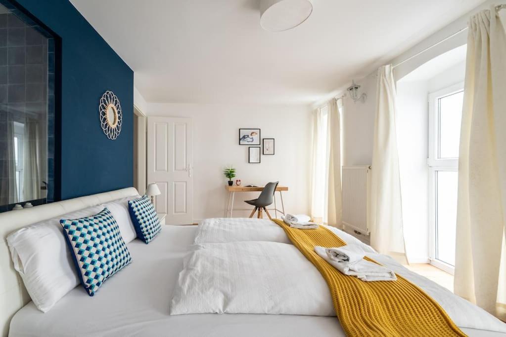 Апартаменты Cozy 1Br Duplex Near Center By Hm Вена Экстерьер фото